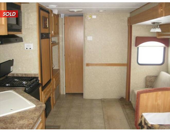 2008 Gulf Stream Emerald Bay 31USSS Travel Trailer at Link RV Minong, Wisconsin STOCK# CR14-27A Photo 8