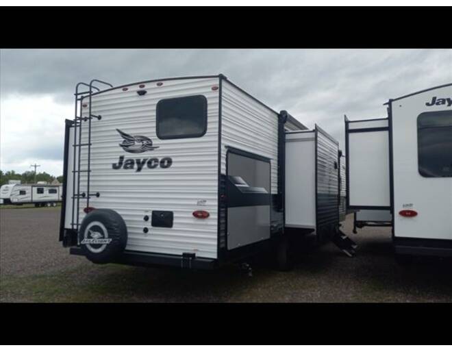 2024 Jayco Jay Flight 331BTS Travel Trailer at Link RV Minong, Wisconsin STOCK# 24-08 Photo 6