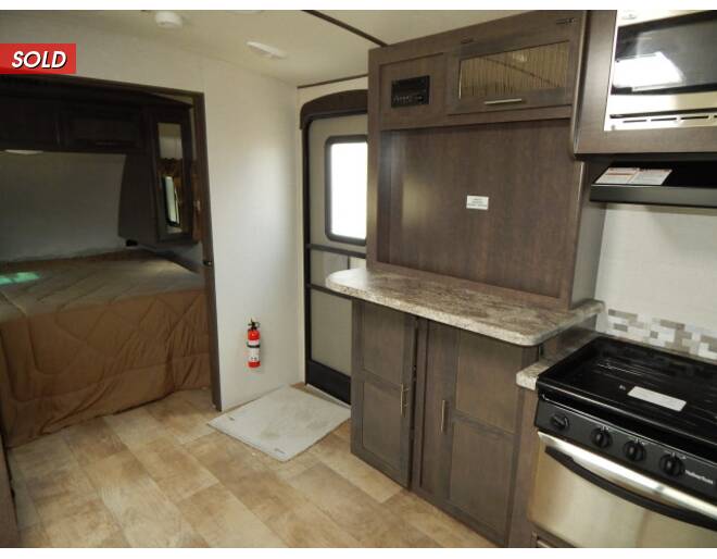 2018 CrossRoads Sunset Trail Super Lite 222RB Travel Trailer at Link RV Minong, Wisconsin STOCK# C18-1 Photo 12