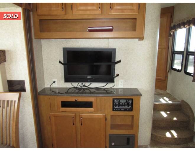 2012 Evergreen Ever-Lite 32RL5 Fifth Wheel at Link RV Minong, Wisconsin STOCK# 19-199A Photo 16