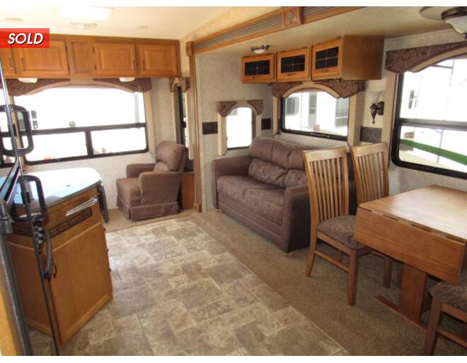 2012 Evergreen Ever-Lite 32RL5 Fifth Wheel at Link RV Minong, Wisconsin STOCK# 19-199A Photo 9