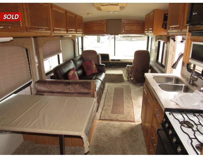1992 Fleetwood Bounder 34 Class A at Link RV Minong, Wisconsin STOCK# RV19-09 Photo 9