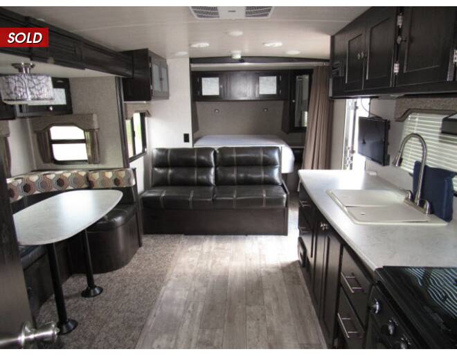 2018 Heartland North Trail Ultra-Lite 22FBS Travel Trailer at Link RV Minong, Wisconsin STOCK# 18-175A Photo 8