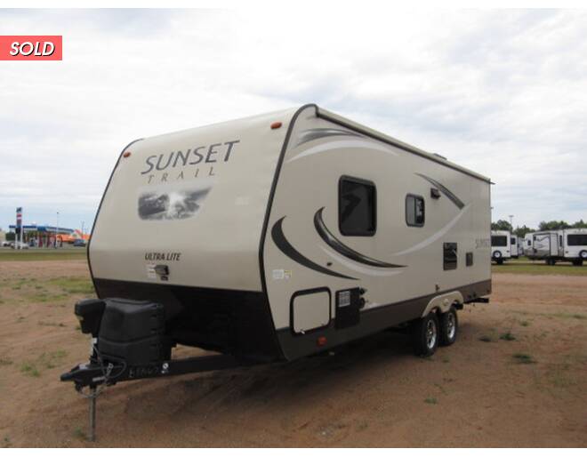 2017 Crossroads RV Sunset Trail Ultra Lite 221BH Travel Trailer at Link RV Minong, Wisconsin STOCK# S20-19A Photo 3