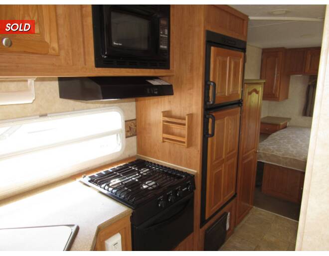 2007 Rockwood Signature Ultra Lite 8272S Travel Trailer at Link RV Minong, Wisconsin STOCK# 19-20A Photo 14