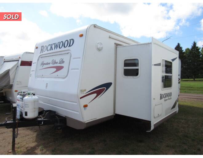 2007 Rockwood Signature Ultra Lite 8272S Travel Trailer at Link RV Minong, Wisconsin STOCK# 19-20A Photo 3
