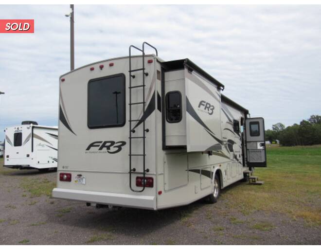 2017 FR3 Ford Crossover 30DS Class A at Link RV Minong, Wisconsin STOCK# RV20-03C Photo 6
