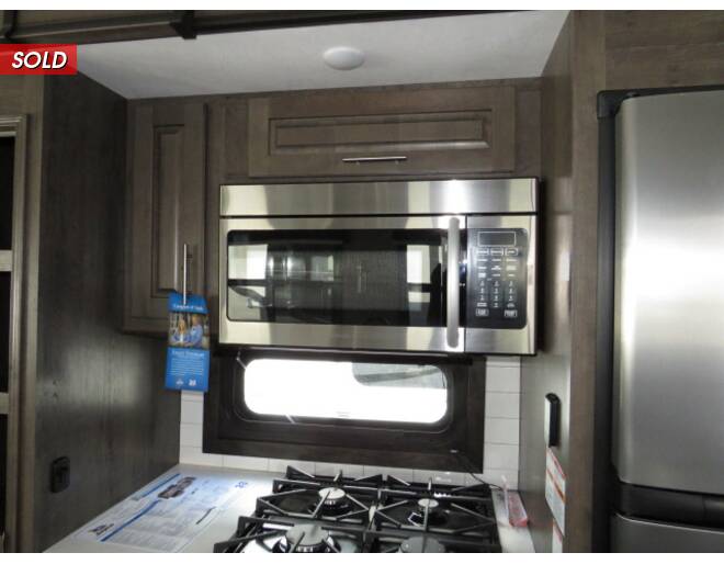 2021 Jayco North Point 377RLBH Fifth Wheel at Link RV Minong, Wisconsin STOCK# 21-32 Photo 12