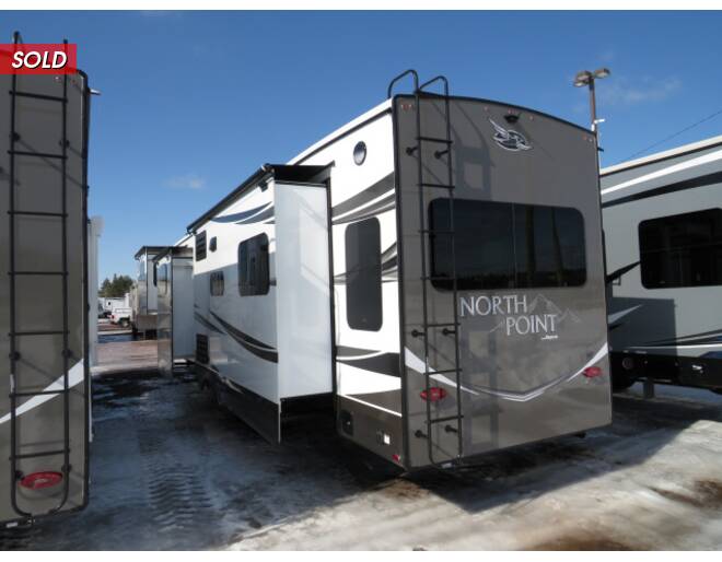 2021 Jayco North Point 377RLBH Fifth Wheel at Link RV Minong, Wisconsin STOCK# 21-32 Photo 4