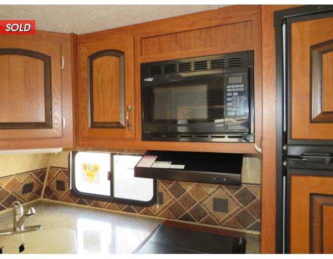 2011 Jayco Eagle 322FKS Travel Trailer at Link RV Minong, Wisconsin STOCK# 21-50A Photo 10