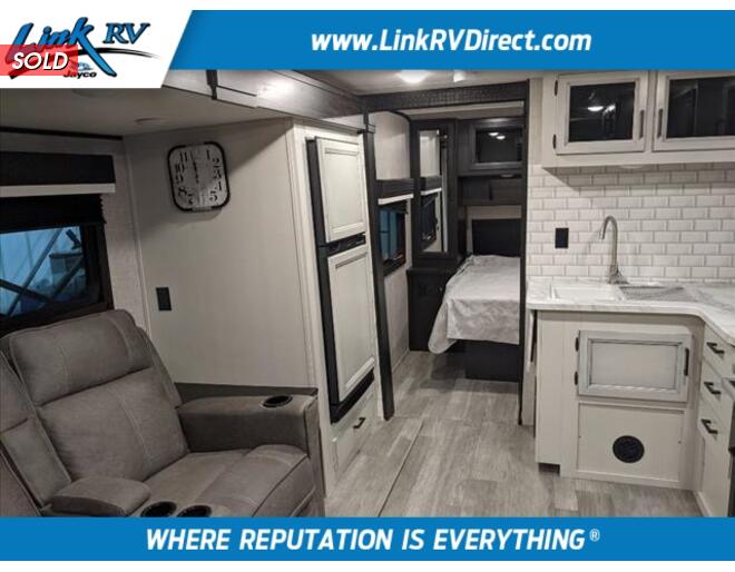2022 Jayco Jay Feather 24BH Travel Trailer at Link RV Minong, Wisconsin STOCK# 22-17 Exterior Photo