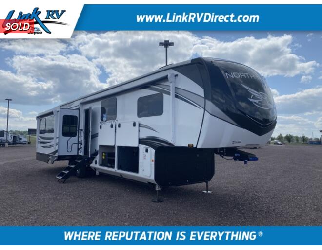 2022 Jayco North Point 377RLBH Fifth Wheel at Link RV Minong, Wisconsin STOCK# 22-28 Exterior Photo