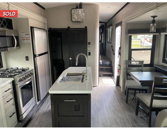 2022 Jayco North Point 377RLBH Fifth Wheel at Link RV Minong, Wisconsin STOCK# 22-28 Photo 8