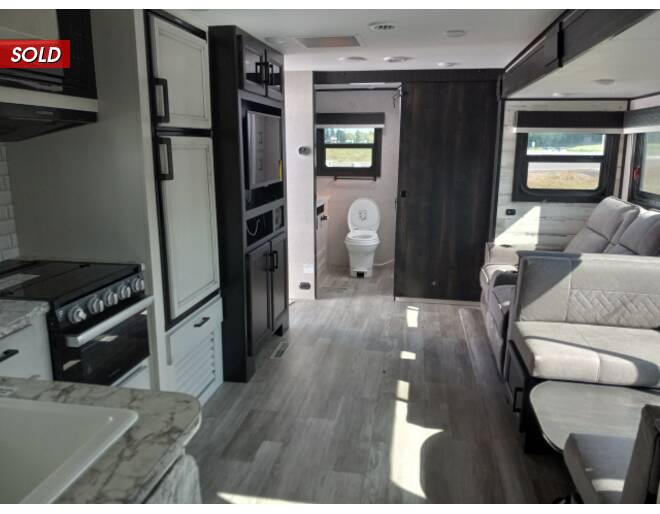 2022 Jayco Jay Feather 25RB Travel Trailer at Link RV Minong, Wisconsin STOCK# 22-35 Photo 8