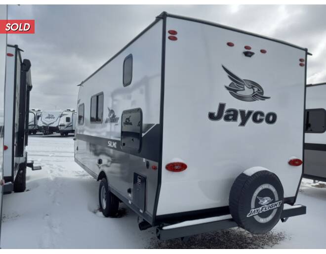 2022 Jayco Jay Flight SLX 7 174BH Travel Trailer at Link RV Minong, Wisconsin STOCK# 22-66 Photo 4