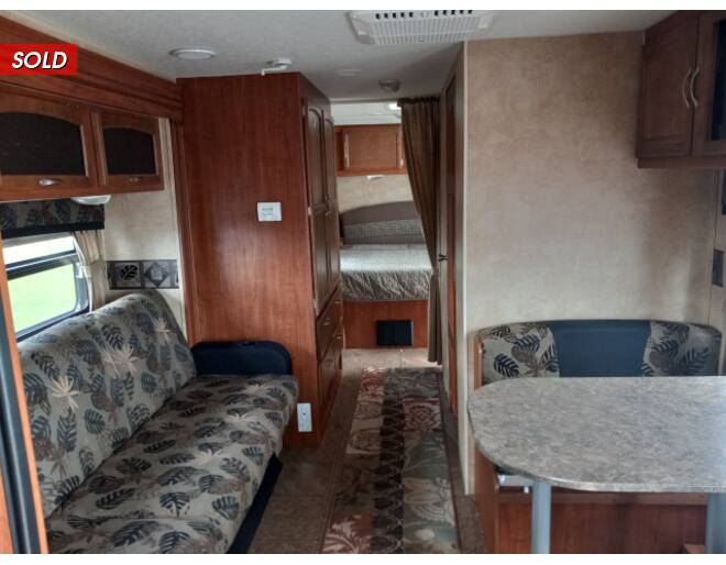 2011 Jayco Jay Feather Select 242 Travel Trailer at Link RV Minong, Wisconsin STOCK# RV22-06 Photo 7