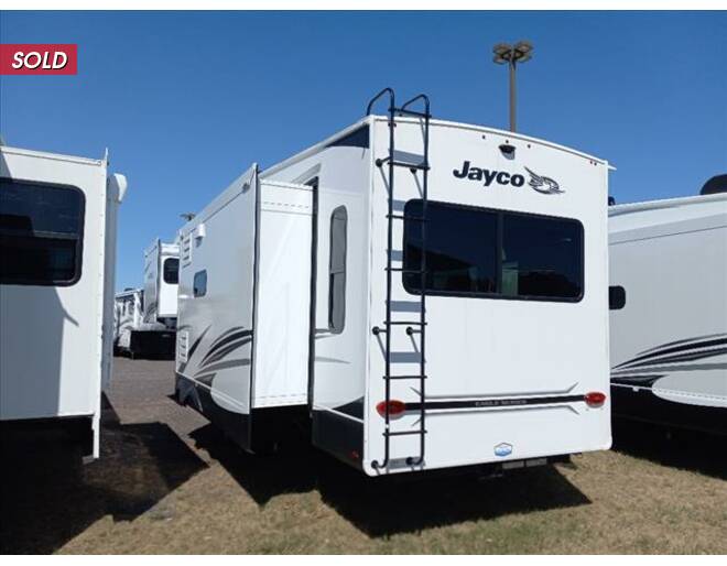 2022 Jayco Eagle 321RSTS Fifth Wheel at Link RV Minong, Wisconsin STOCK# 22-132 Photo 4