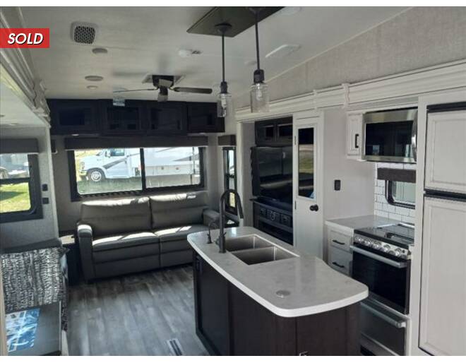 2022 Jayco Eagle 321RSTS Fifth Wheel at Link RV Minong, Wisconsin STOCK# 22-132 Photo 7