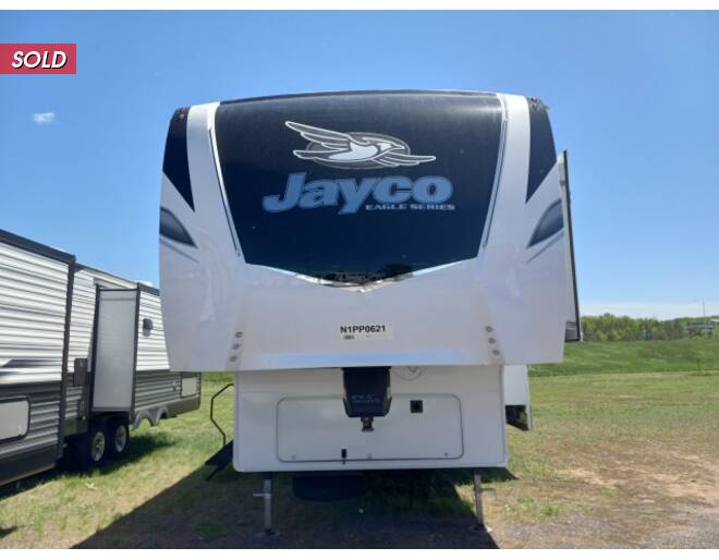 2022 Jayco Eagle HT 29.5BHDS Fifth Wheel at Link RV Minong, Wisconsin STOCK# 22-166 Photo 2