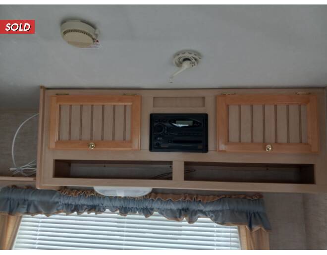 2005 Jayco Jay Feather LGT 26S Travel Trailer at Link RV Minong, Wisconsin STOCK# RV22-12A Photo 16
