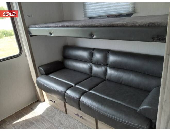 2021 Cherokee Arctic Wolf 321BH Fifth Wheel at Link RV Minong, Wisconsin STOCK# 22-38A Photo 15