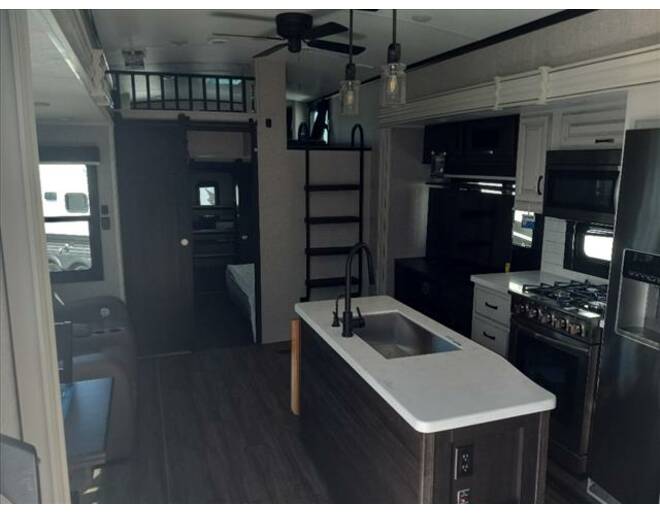 2023 Jayco North Point 390CKDS Fifth Wheel at Link RV Minong, Wisconsin STOCK# 23-44 Photo 7