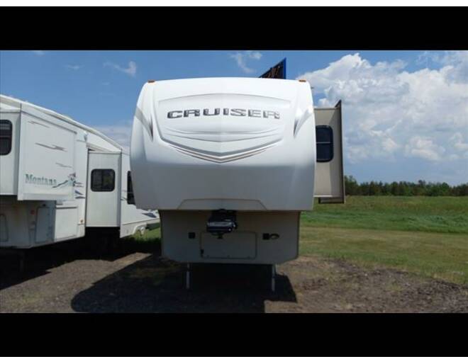 2015 CrossRoads Cruiser 322RL Fifth Wheel at Link RV Minong, Wisconsin STOCK# 22-194A Photo 2