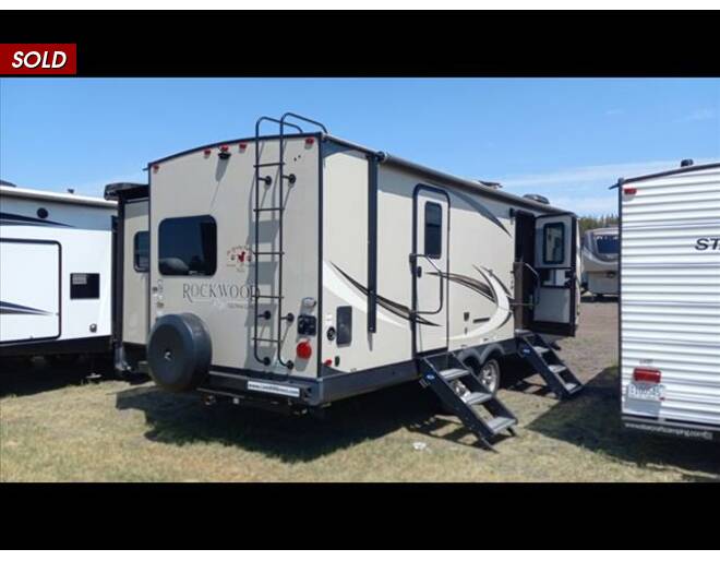 2021 Rockwood Ultra Lite 2608BS Travel Trailer at Link RV Minong, Wisconsin STOCK# 23-67A Photo 6