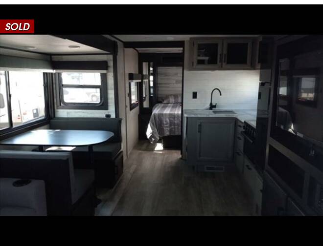 2023 Jayco Jay Feather 25RB Travel Trailer at Link RV Minong, Wisconsin STOCK# 23-72 Photo 7