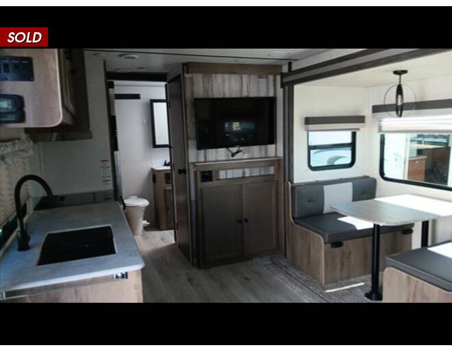 2022 Surveyor Legend 252RBLE Travel Trailer at Link RV Minong, Wisconsin STOCK# 23-62A Photo 7