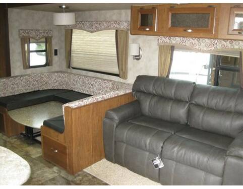 2015 CrossRoads Cruiser Aire 29BH Travel Trailer at Link RV Minong, Wisconsin STOCK# CR15-34 Photo 12